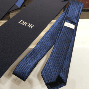 Tie 1054